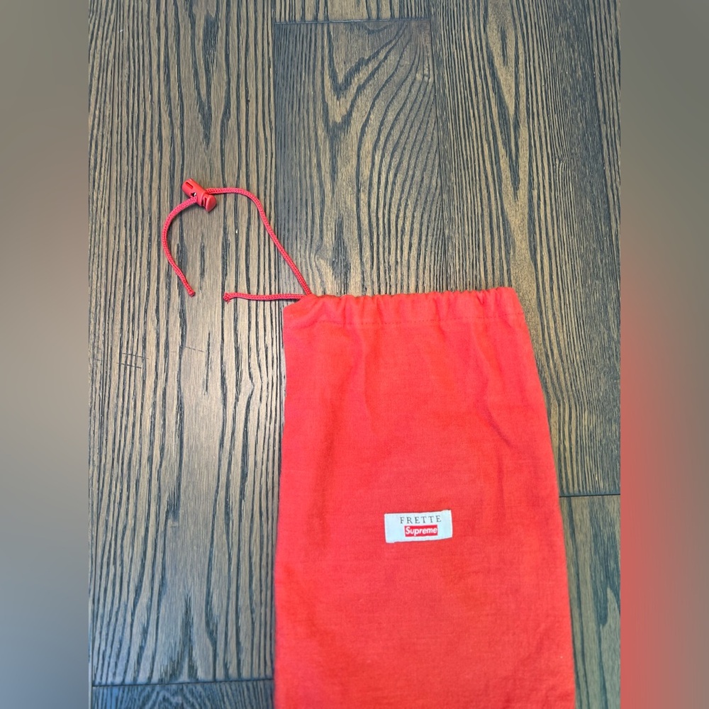 Supreme Red Slippers with Bag - Picture 5 of 5